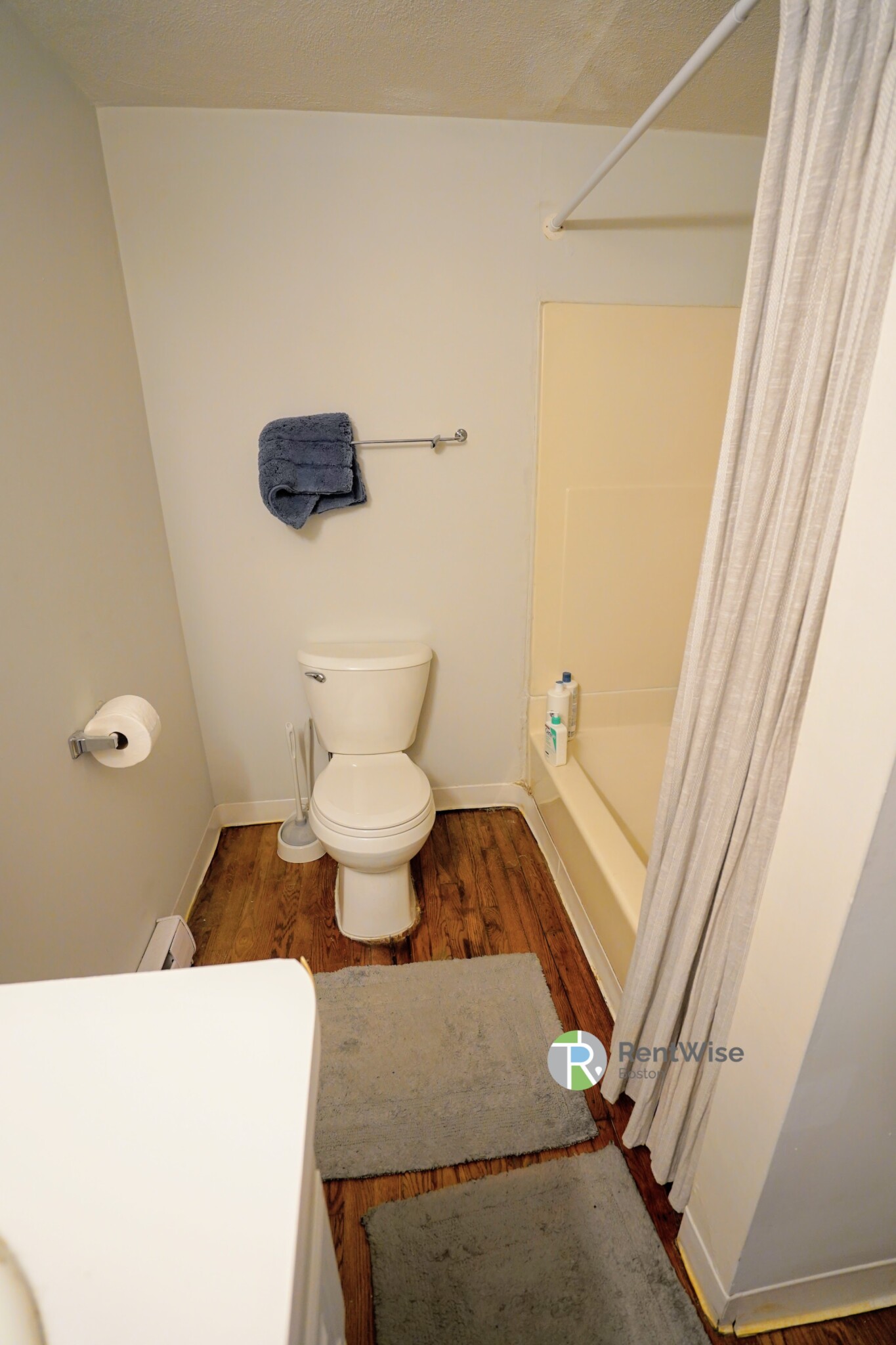 1 Schrepel Pl, South Boston