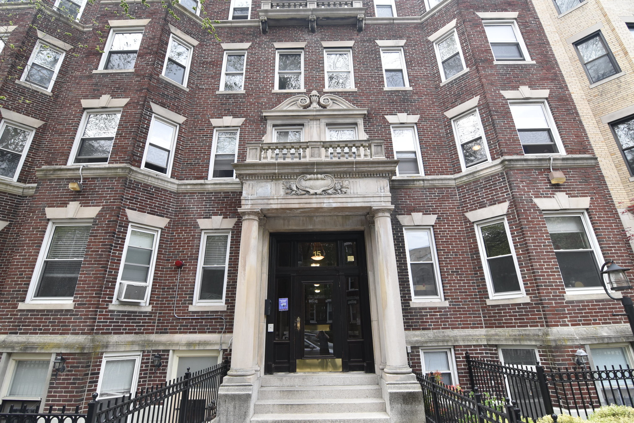 15 Queensberry St, Fenway