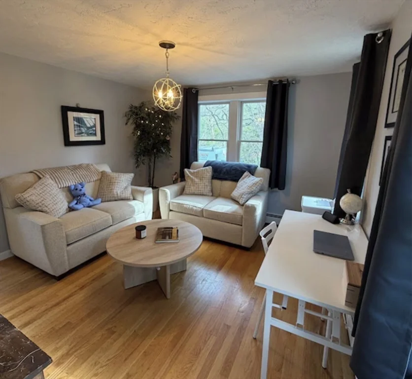 456 South River St, Marshfield