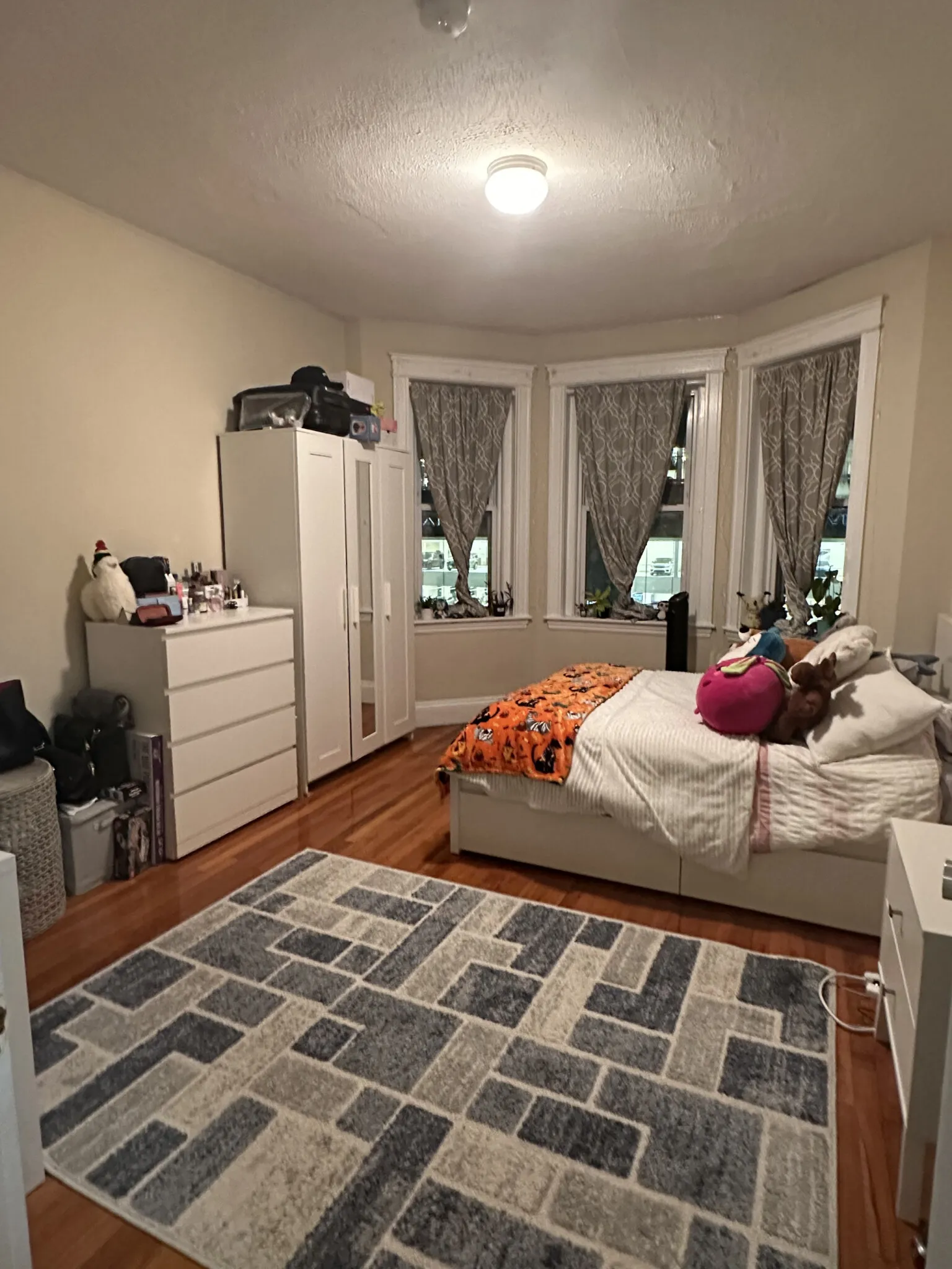 1193 Commonwealth Ave, Allston