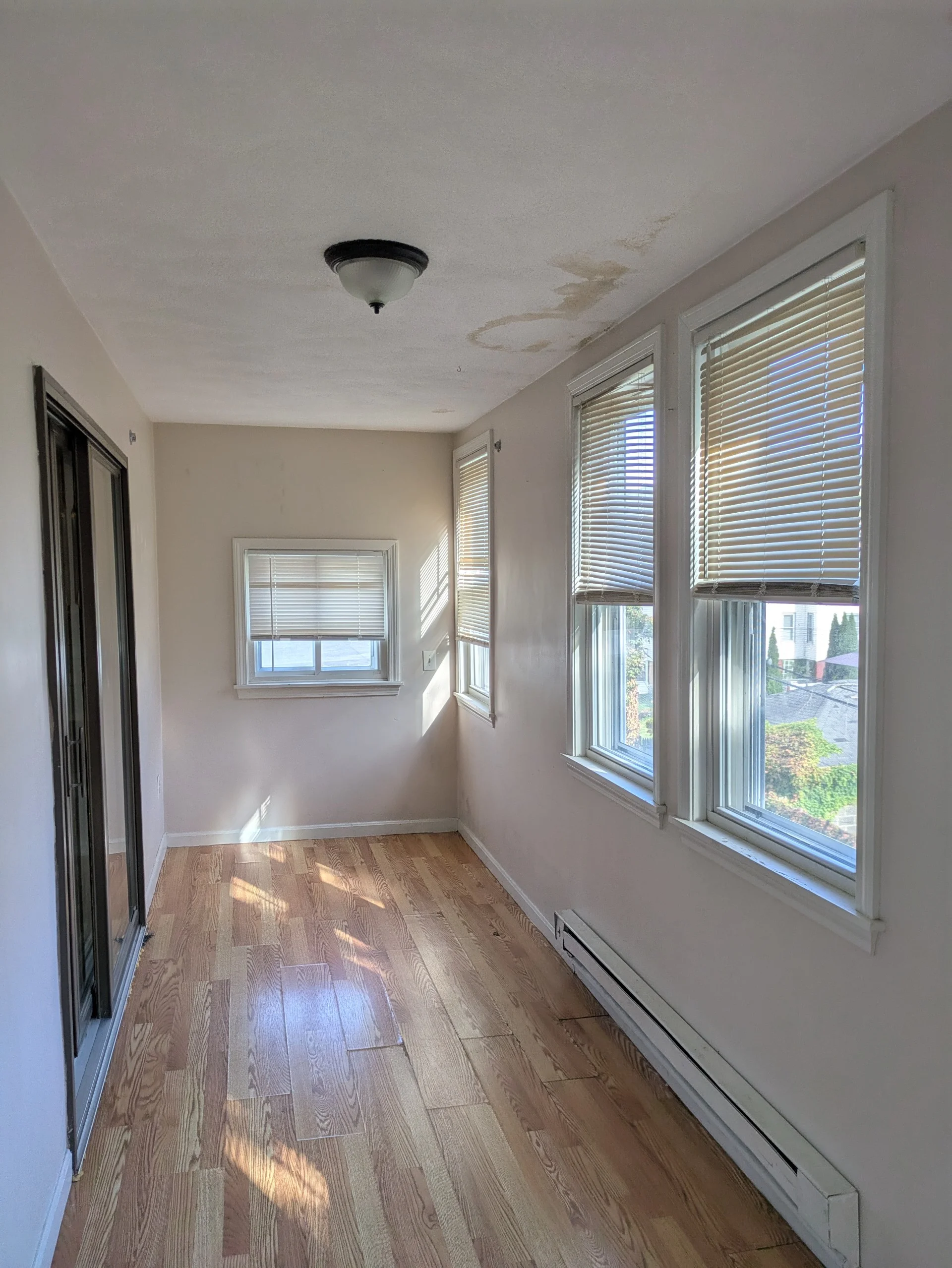 31 Chaucer St, East Boston