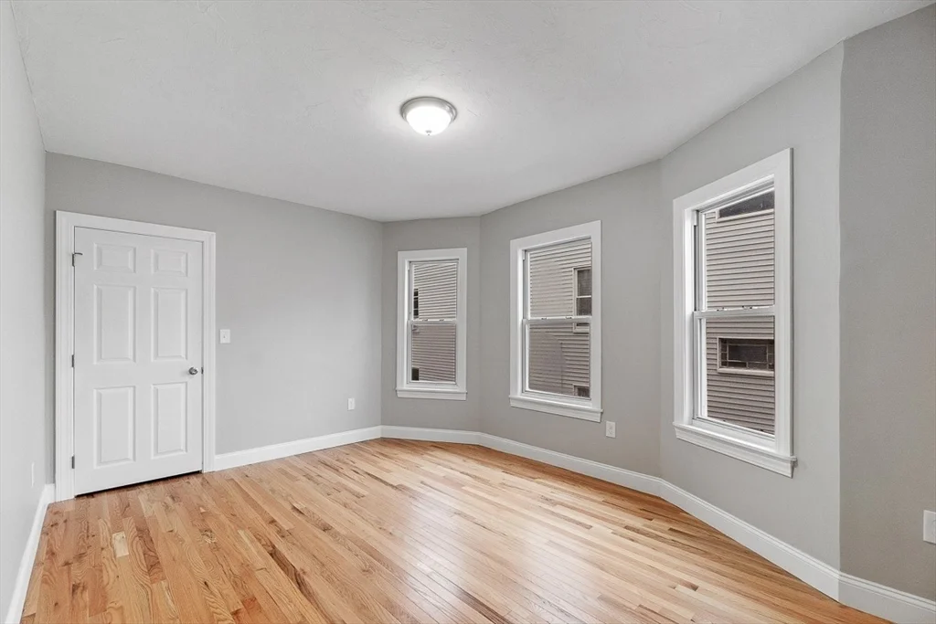 92 Hamilton St, Worcester