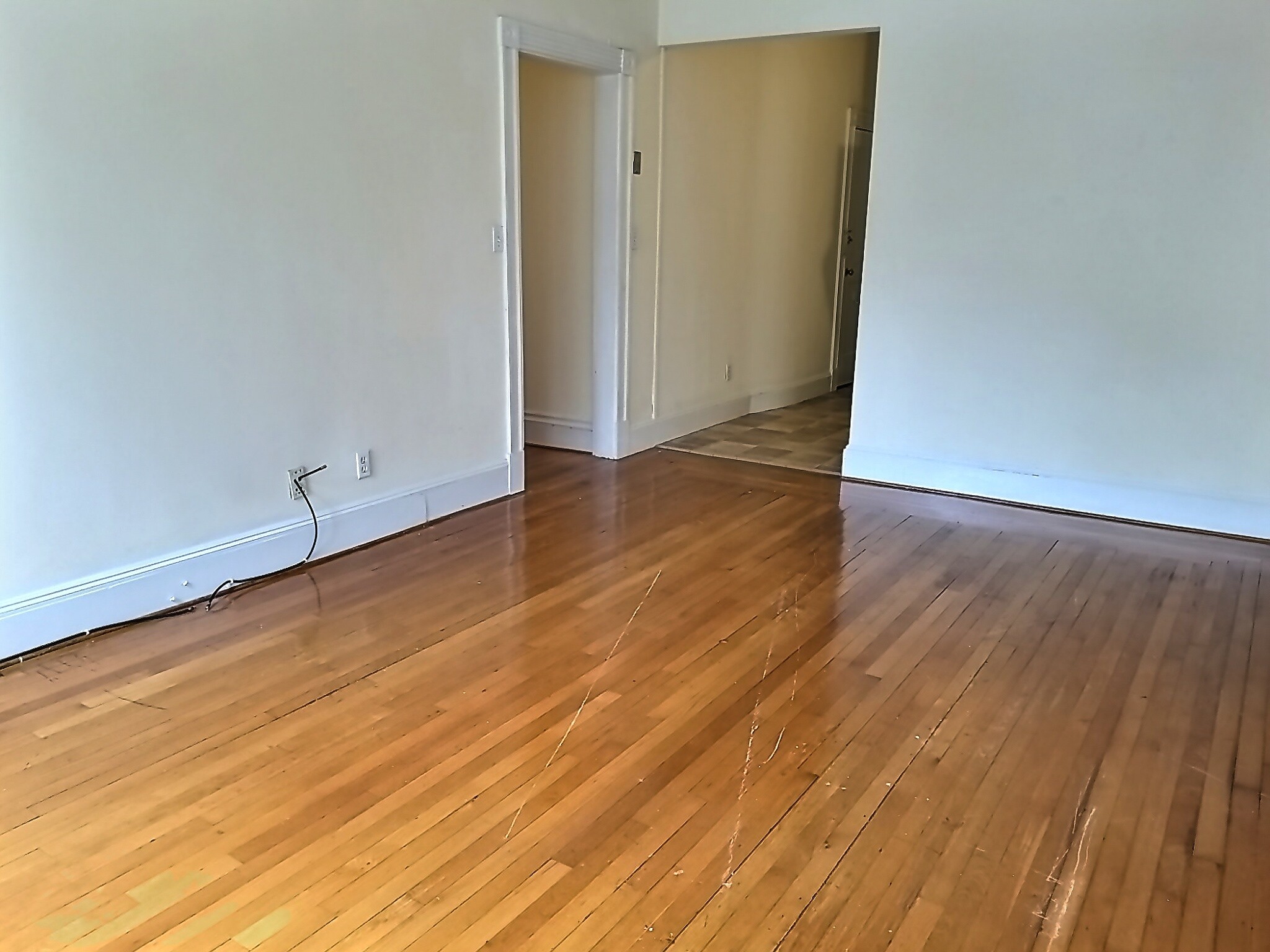 2 bed, 1 bath apartment for rent at 397 Harvard St Unit 3, Coolidge Corner — photo 5 of 8