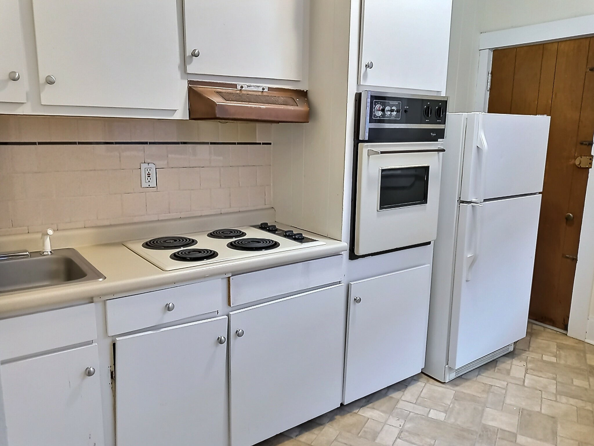 1 bed, 1 bath apartment for rent at 1390 Beacon St Unit 10, Coolidge Corner — photo 8 of 9