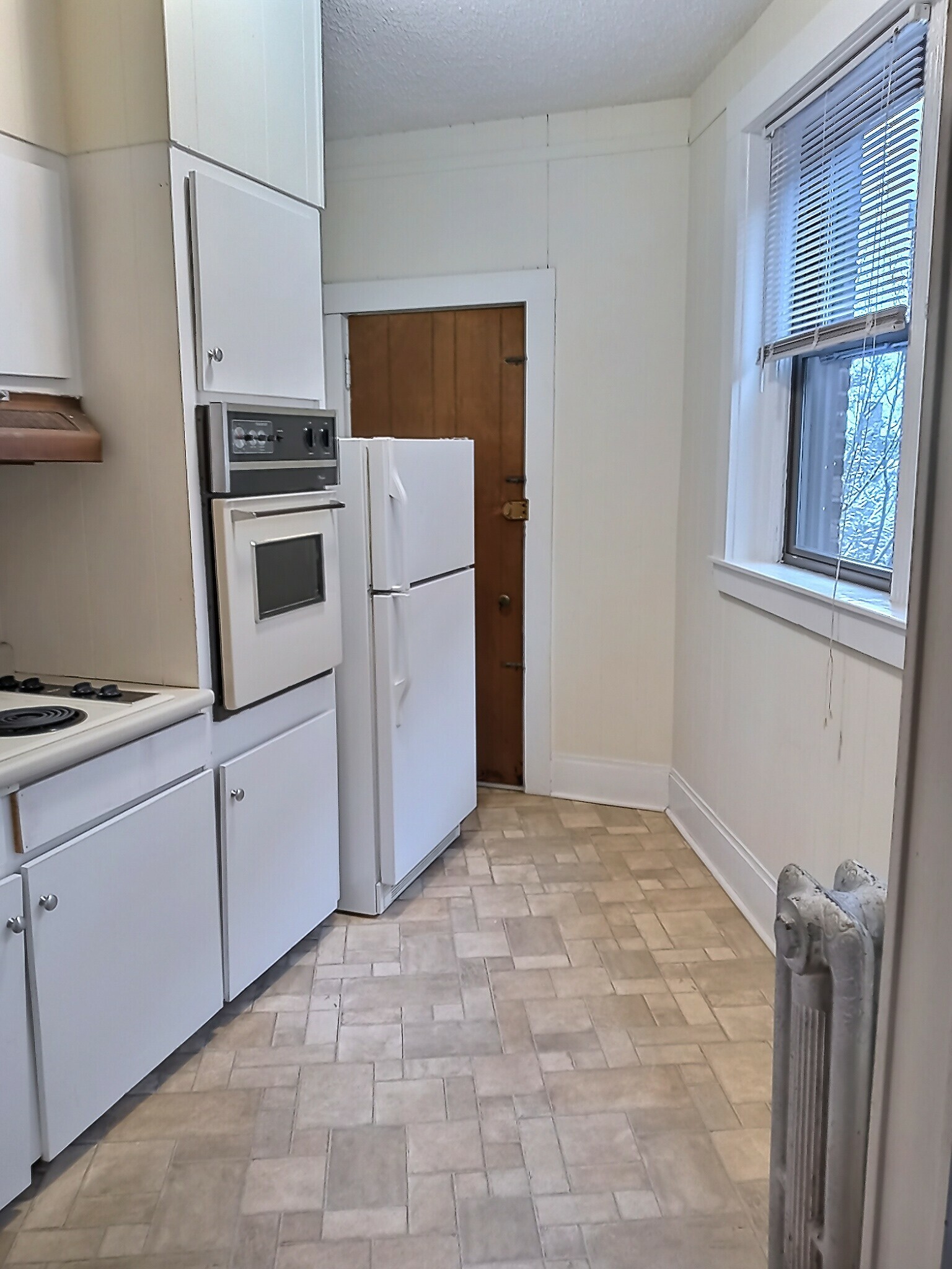 1 bed, 1 bath apartment for rent at 1390 Beacon St Unit 10, Coolidge Corner — photo 9 of 9