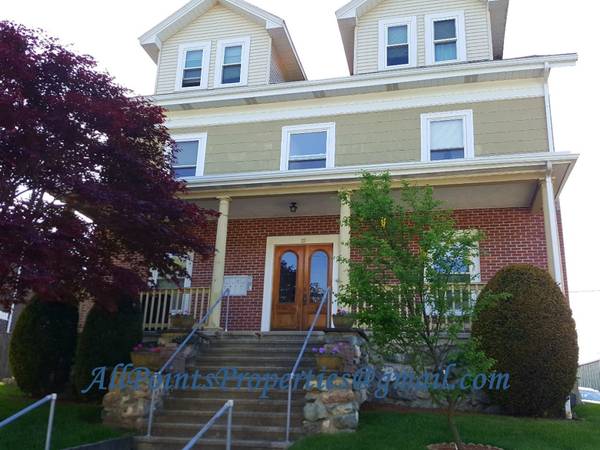 1 bed, 1 bath apartment for rent at 1 Summer Unit 1, Waltham — photo 1 of 9