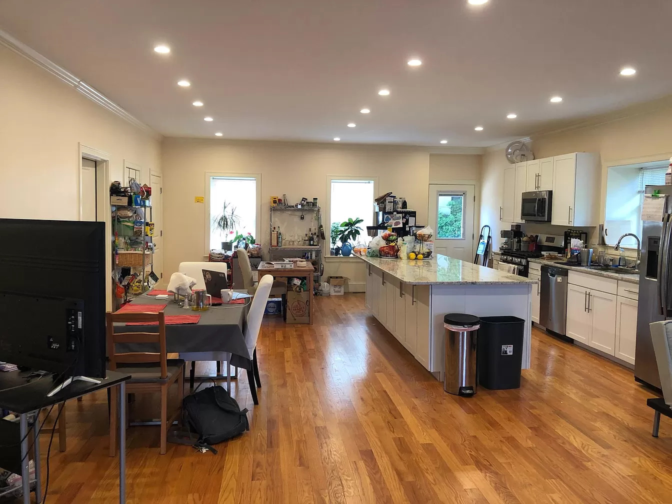 5 bed, 3.5 bath apartment for rent at 26 Bothwell Unit 2, Brighton — photo 1 of 17