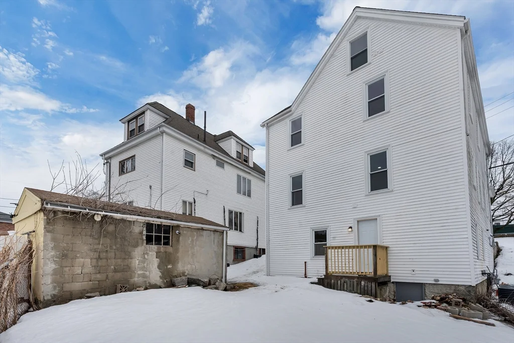 73 Walnut St, Dedham
