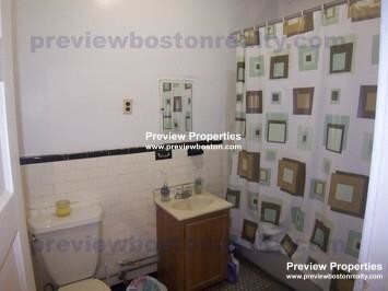 1377 Commonwealth Ave, Allston