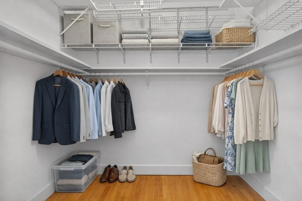 114 Trowbridge, Mid Cambridge