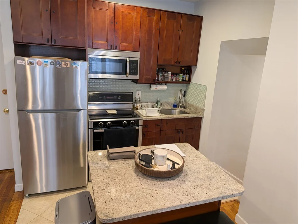 15 University, Brookline