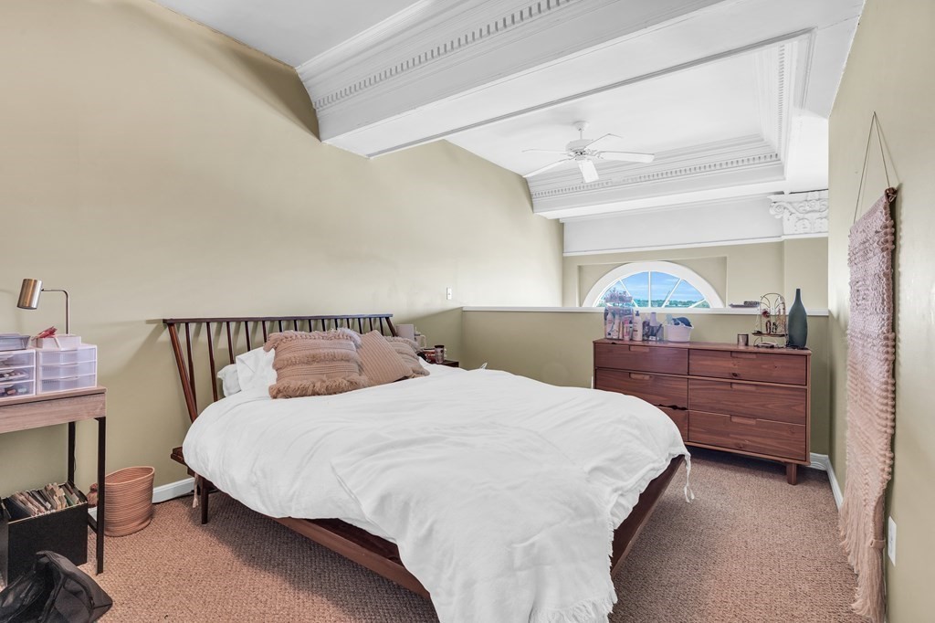 350 W 4th, South Boston