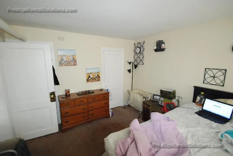 35 Gardner St, Allston