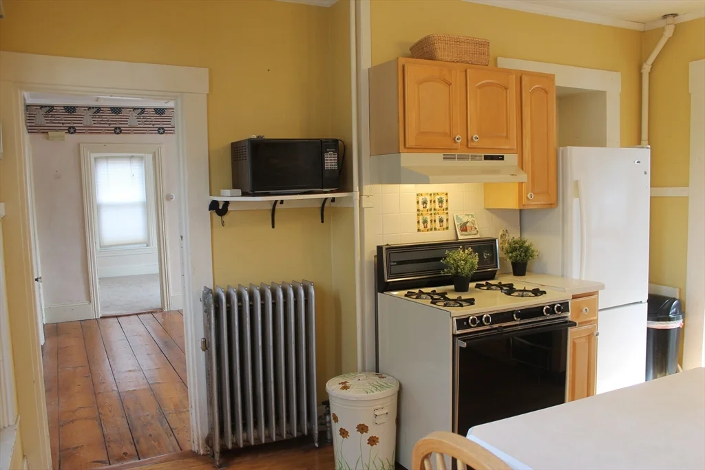 112 Cottage St, Franklin