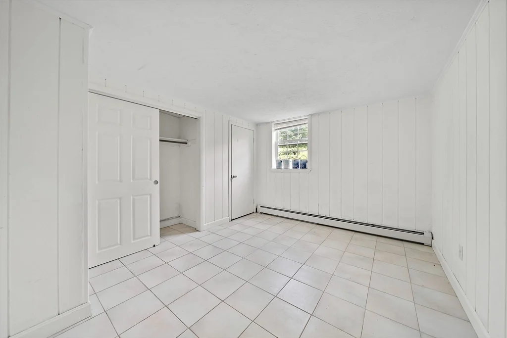 52 Beach St, Plymouth