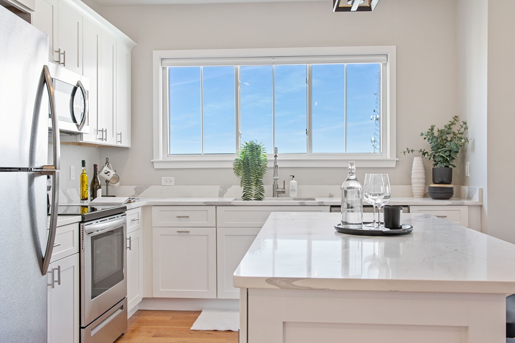 2-4 Hecla, Dorchester