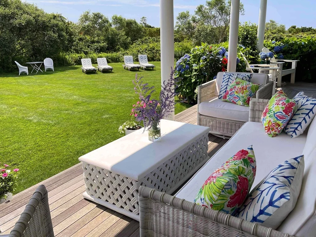 7 Packet Dr, Nantucket