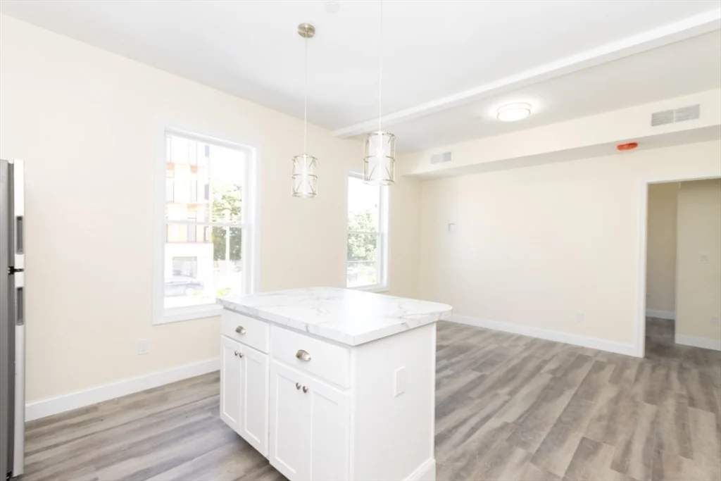 2 French Ter, Mission Hill