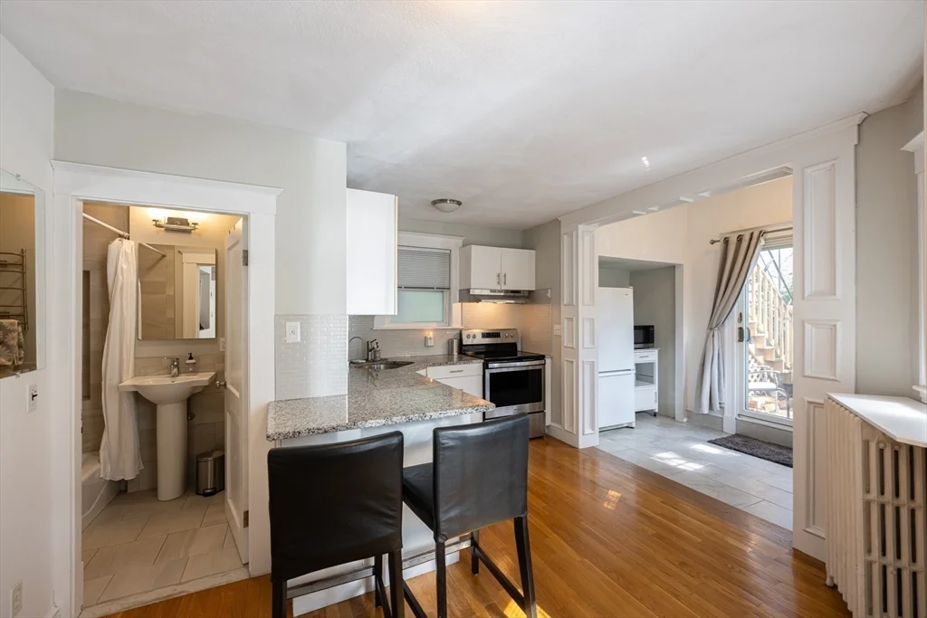 34 Thorndike, Davis Square