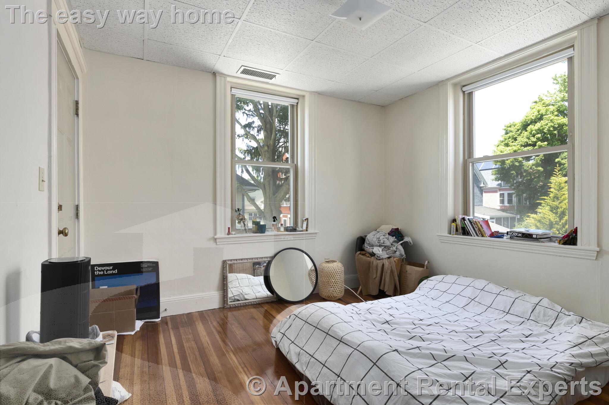 7 Woodbridge St, Davis Square