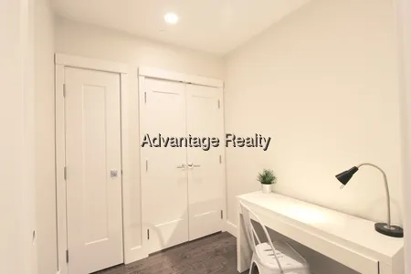 434 Mcgrath Highway, Prospect Hill