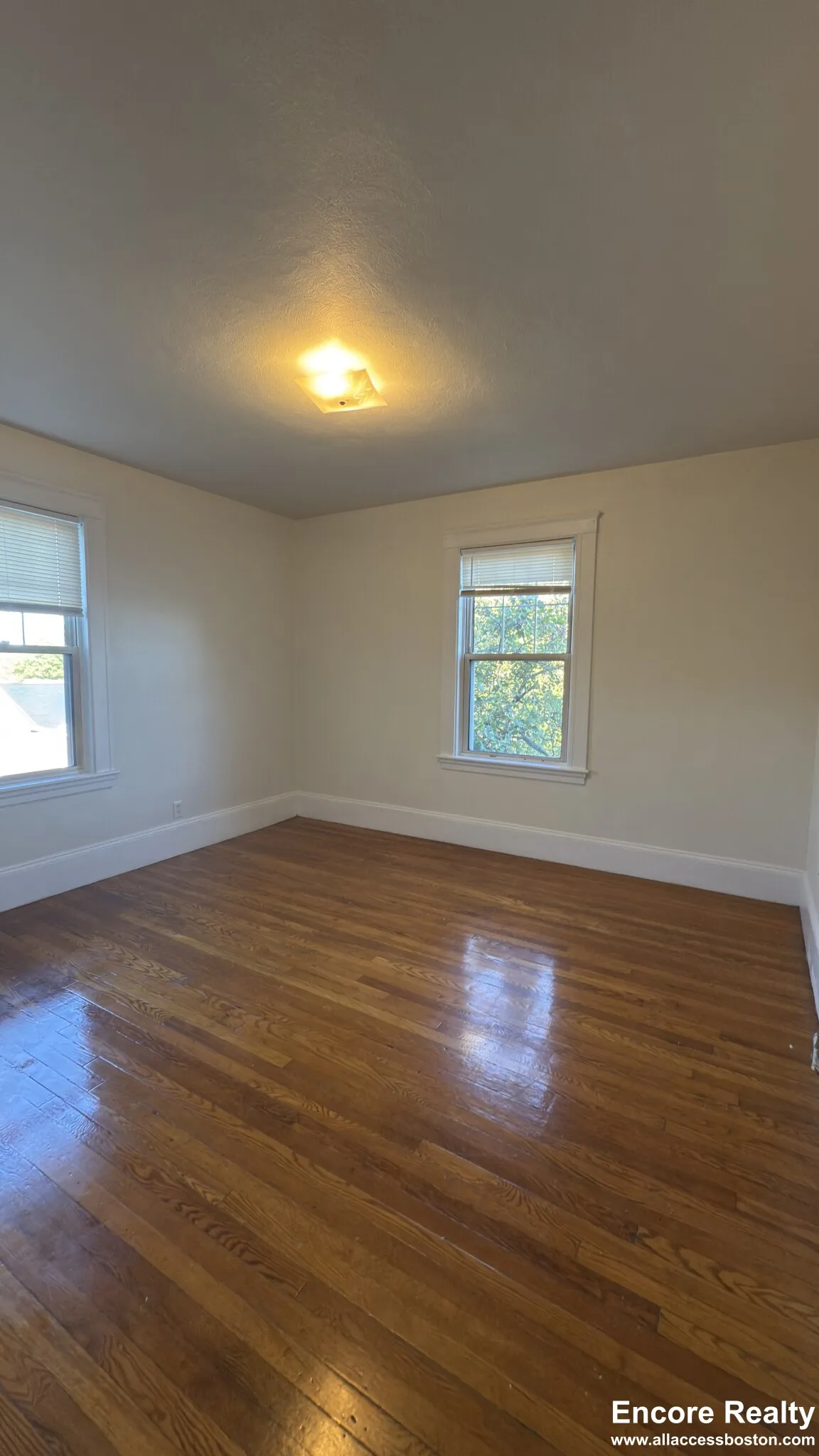 155 Summer St, Spring Hill