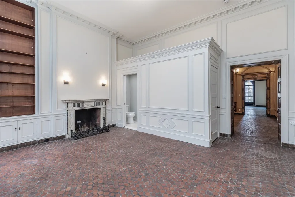 107 Beacon St, Back Bay