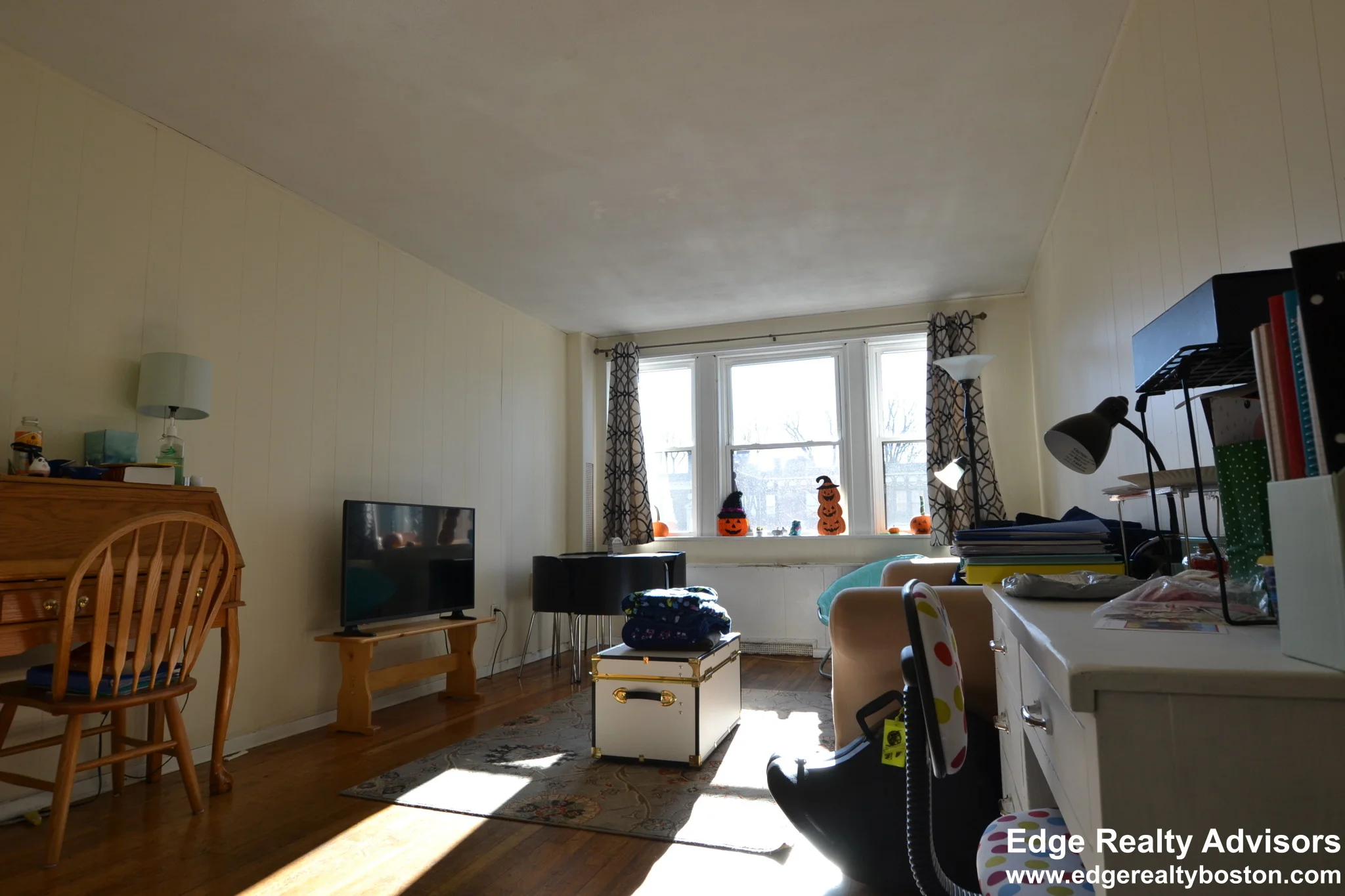 1999 Commonwealth Ave, Brighton