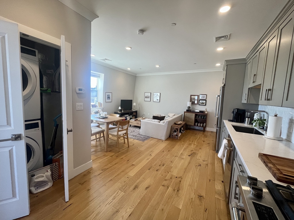 31 Orleans St, East Boston