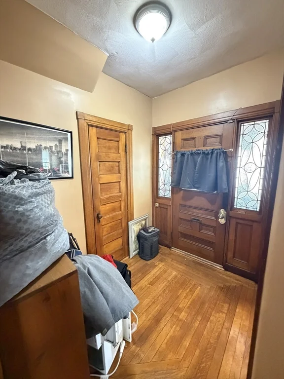 14 Madison St, Spring Hill