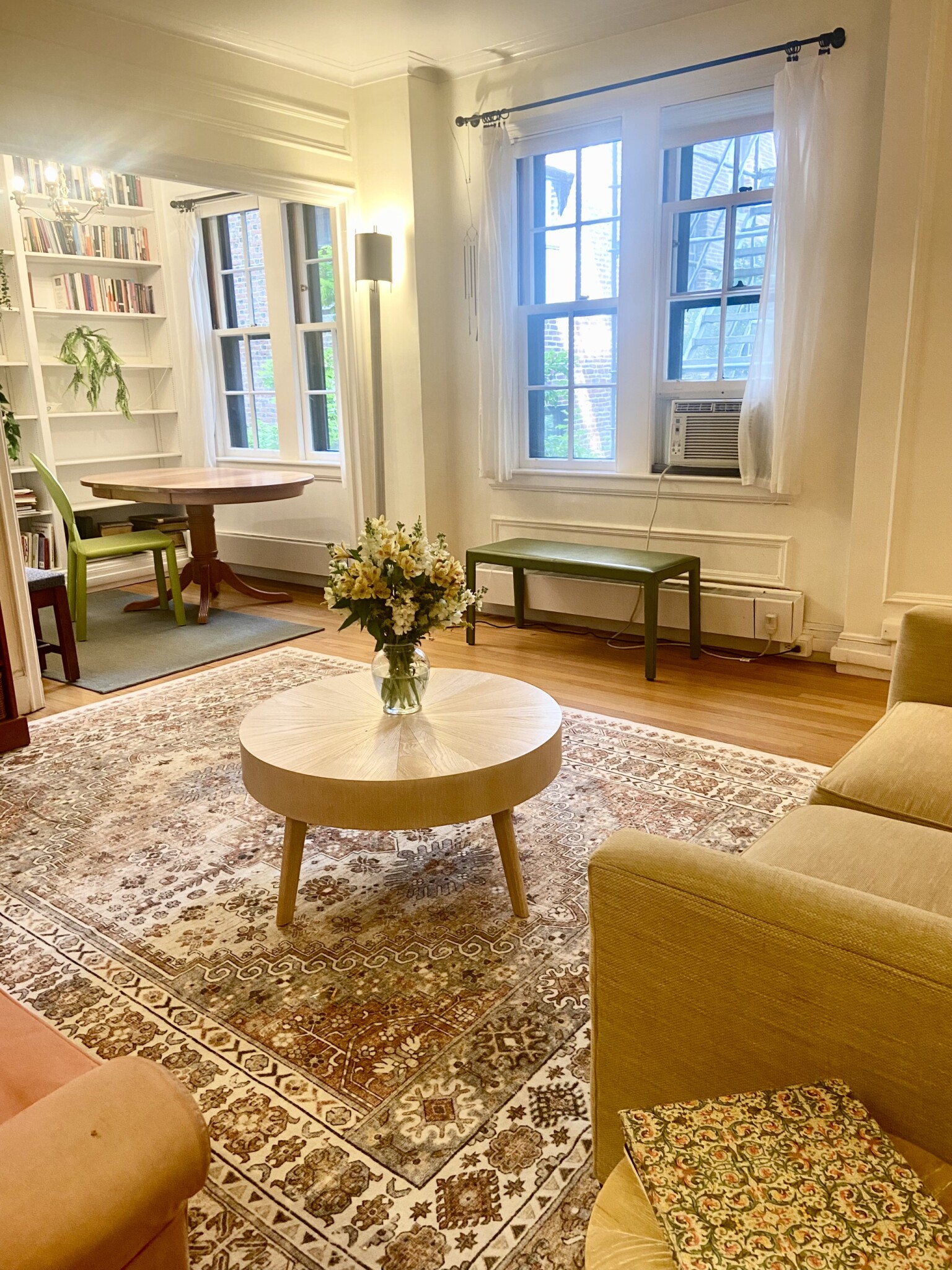 988 Memorial Dr, West Cambridge