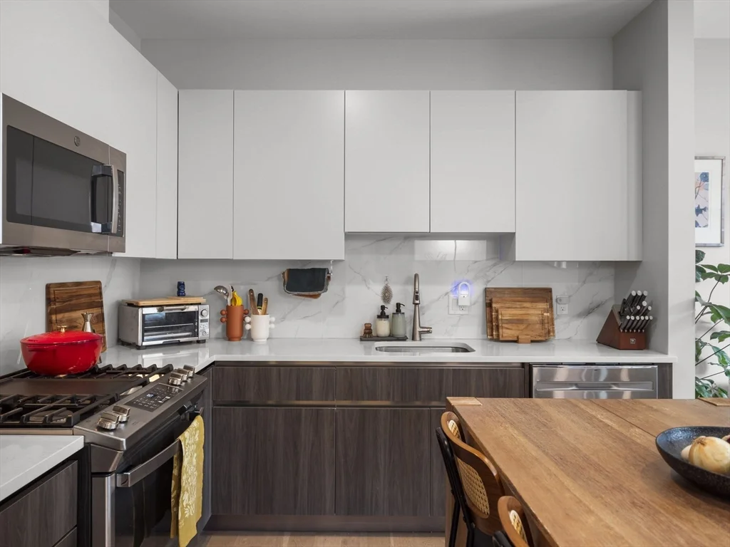 9 Central St, Spring Hill