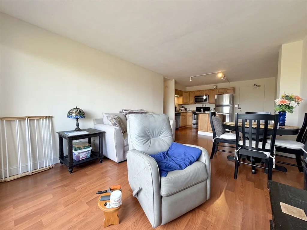 29 Concord Ave, Harvard Square