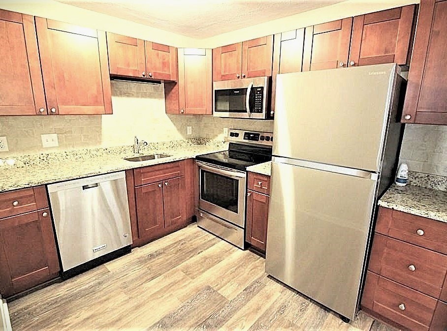 1323 Worcester Rd, Framingham