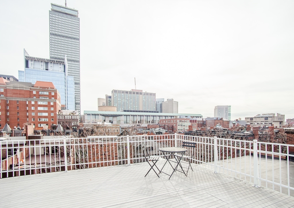 280 Commonwealth Ave, Back Bay