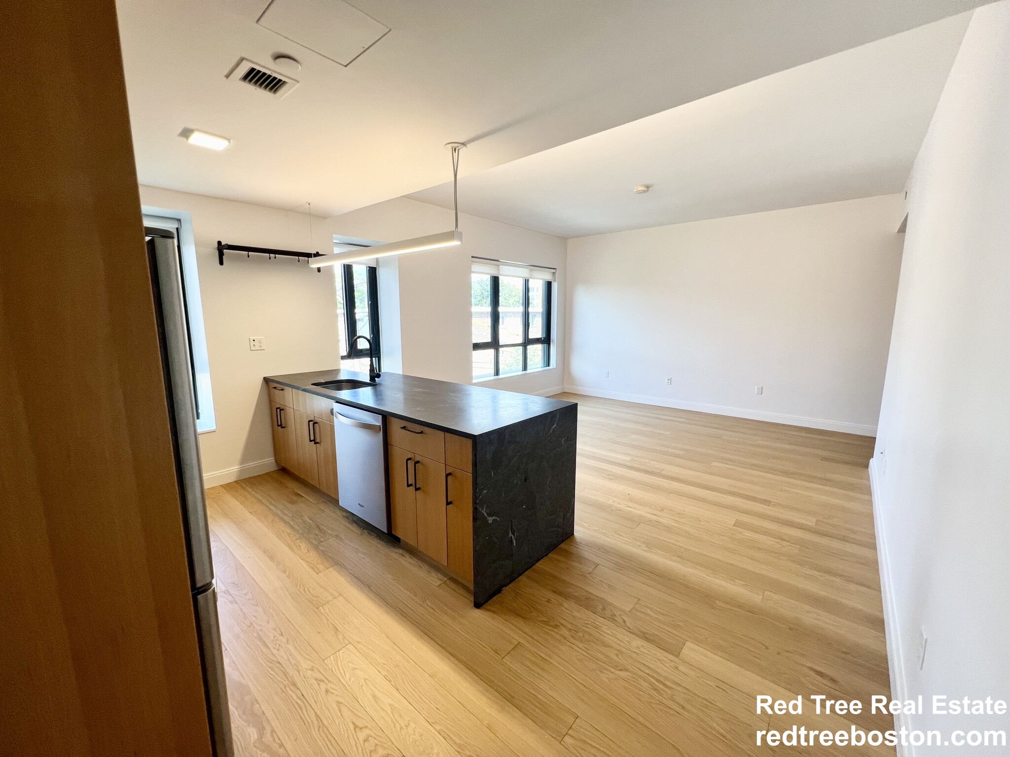 83 Gardner St, Allston