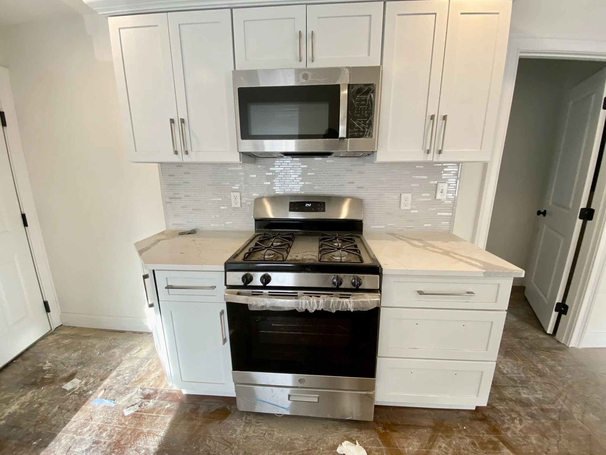 19-21 Bellevue St, Banks Square