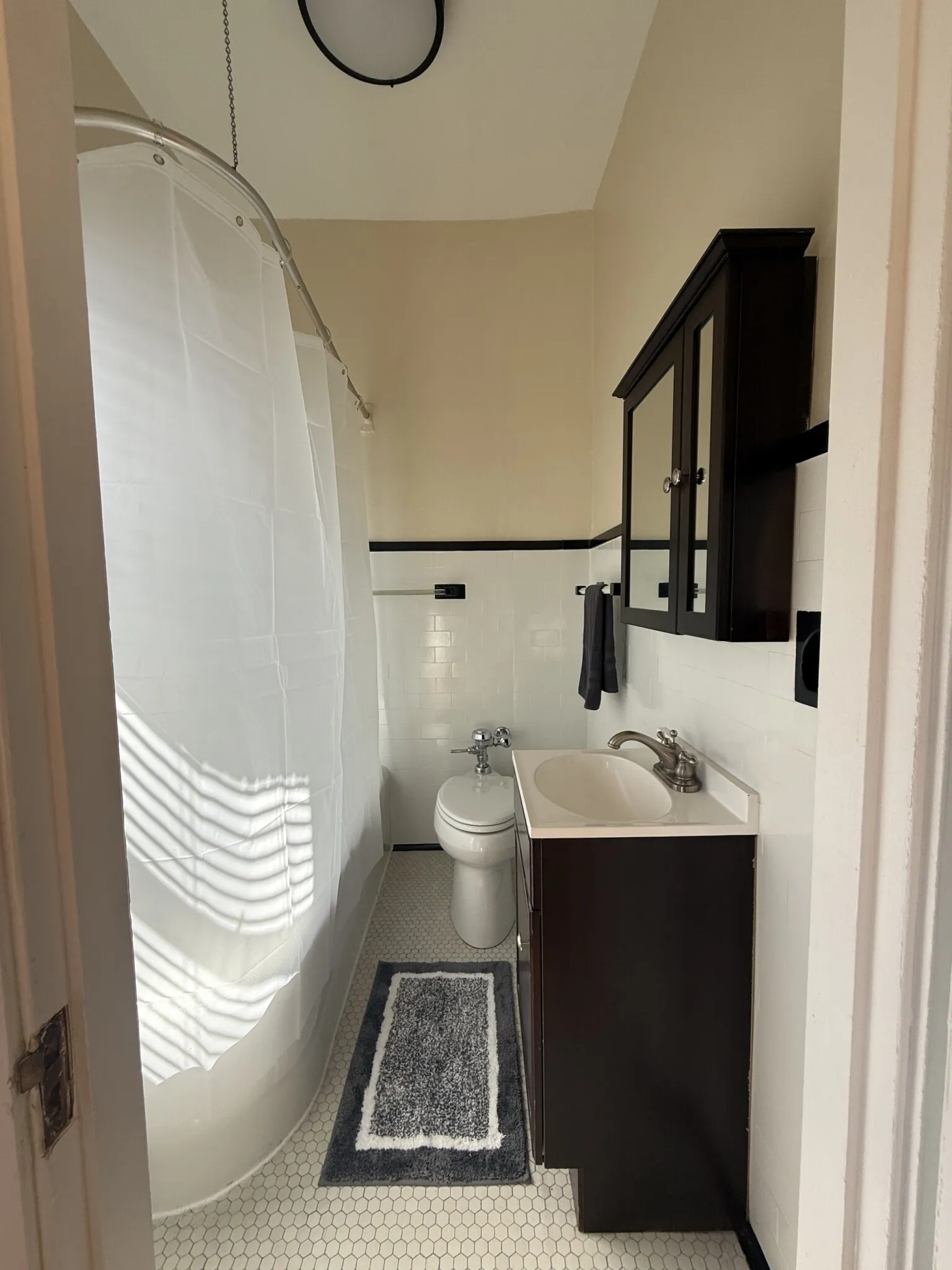 1470 Beacon St, Corey Hill