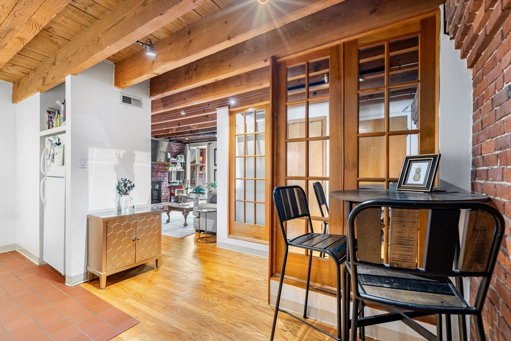 130 Fulton St, Waterfront