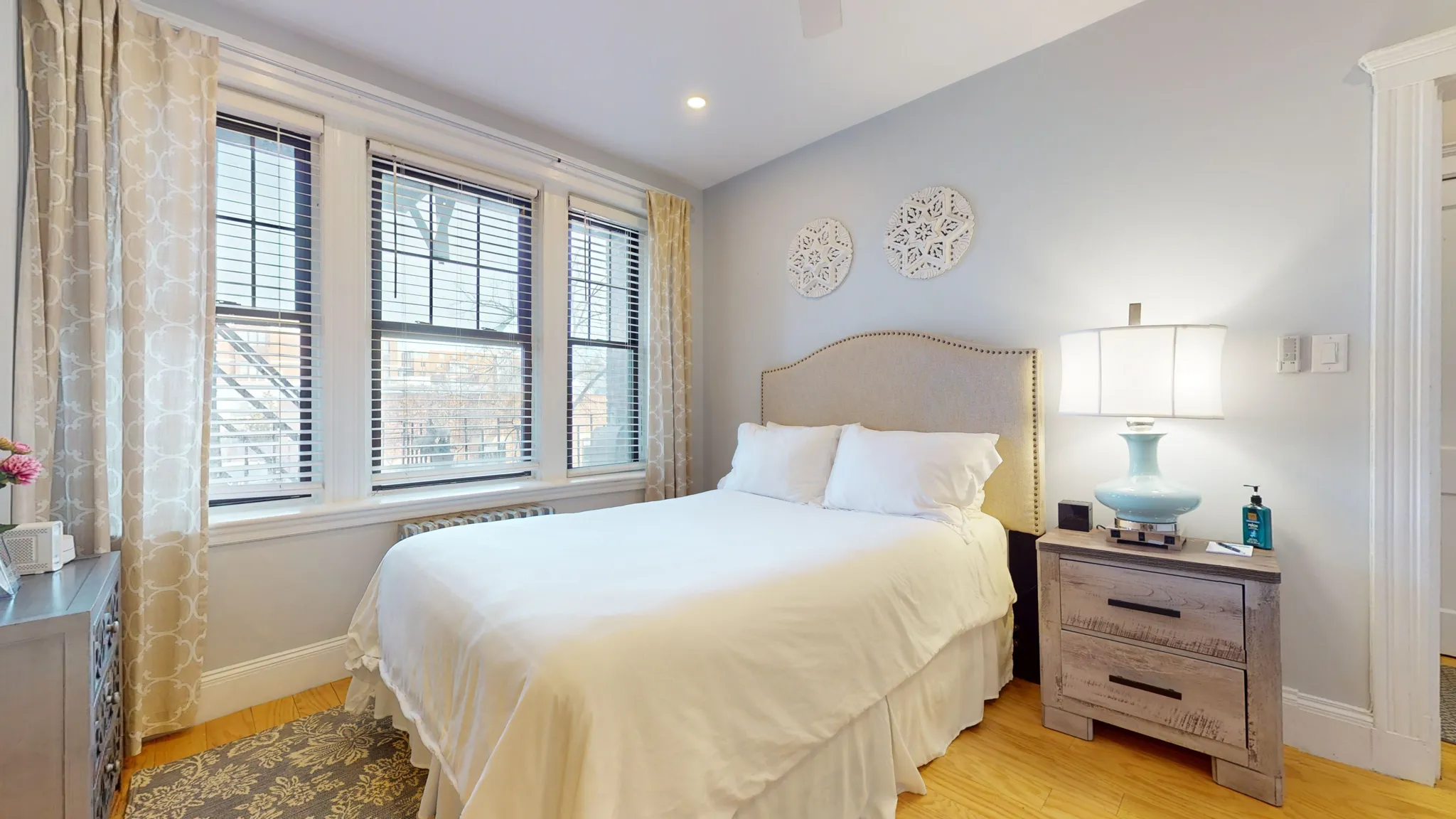 185 Chestnut Hill Ave, Brighton