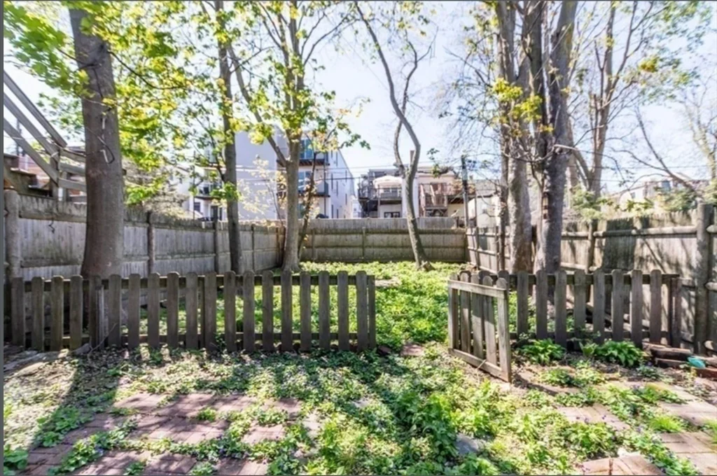 859 E Broadway, South Boston