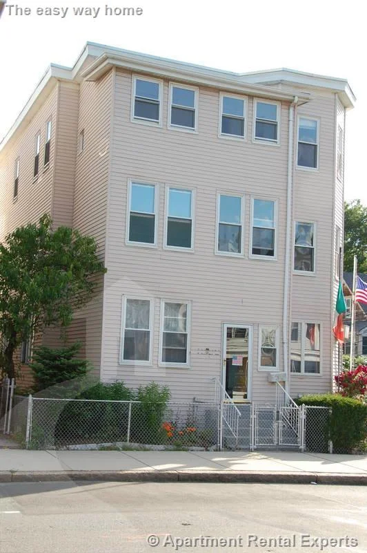 1262 Broadway, Teele Square