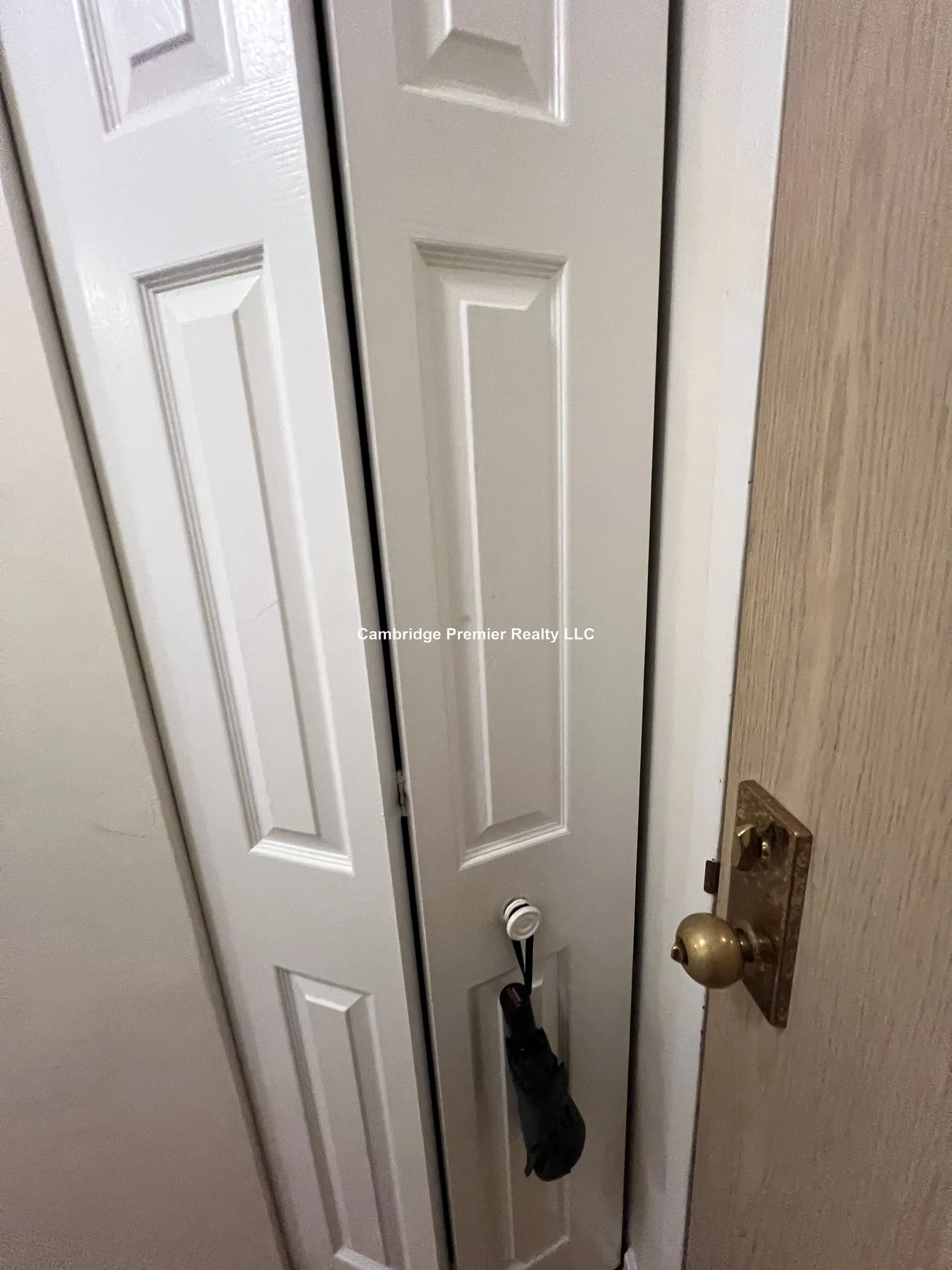 345 Franklin St, Riverside