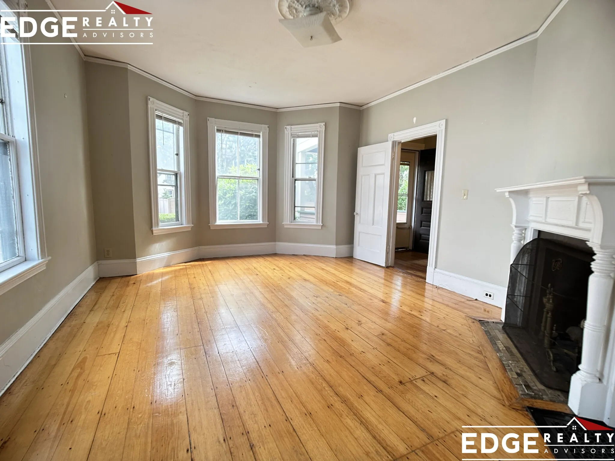 55 Rindge Ave, North Cambridge