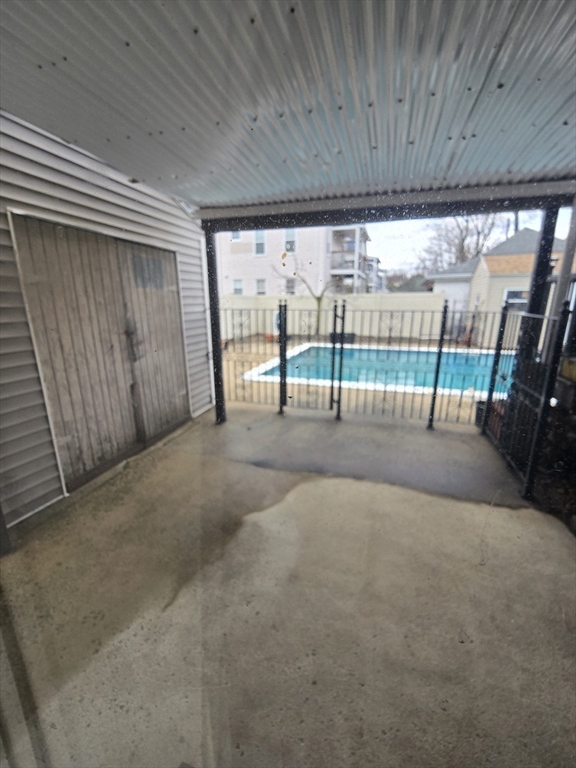 7 Winthrop Ct, Medford