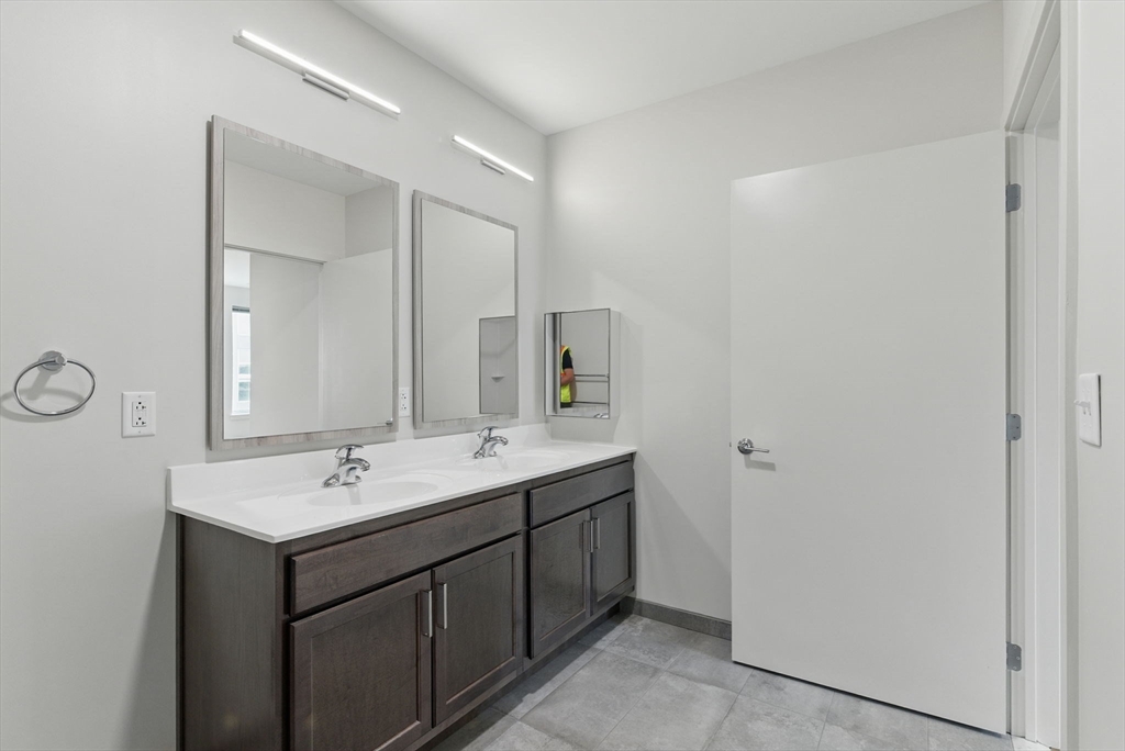 1170 Tremont St, South End