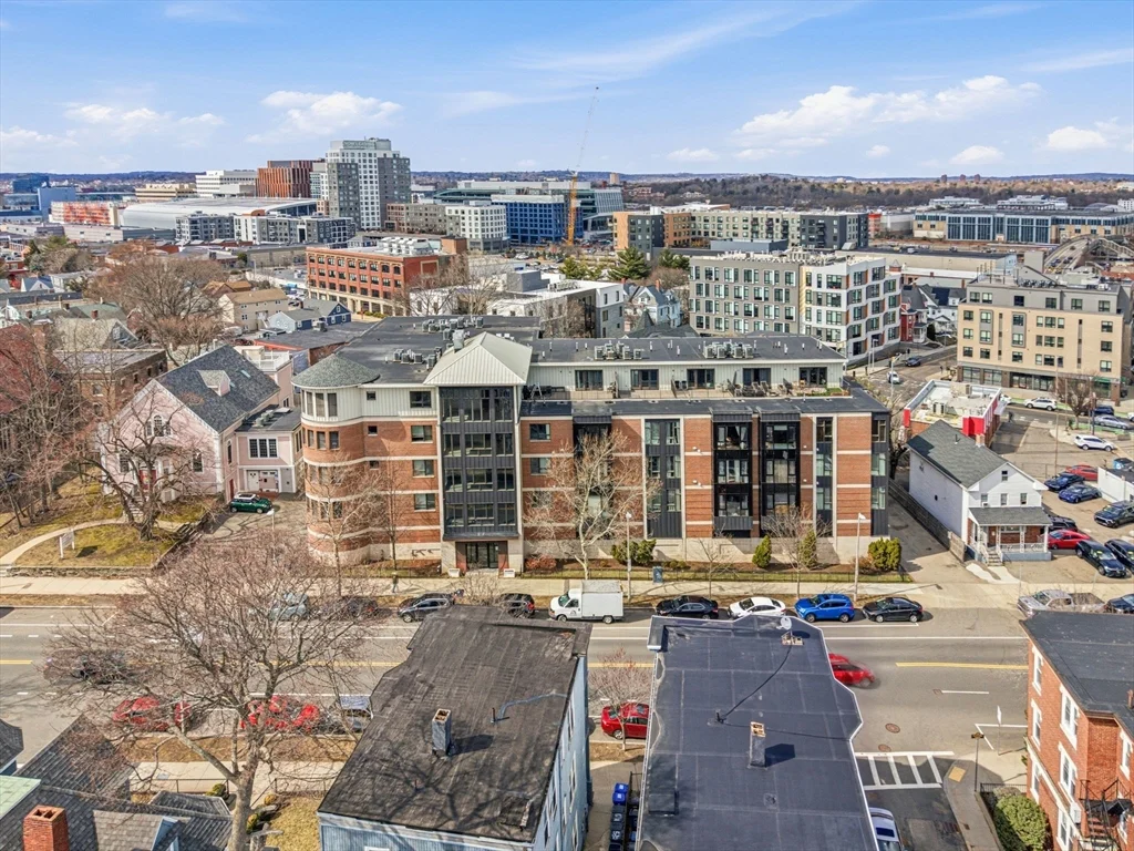 533 Cambridge St, Allston