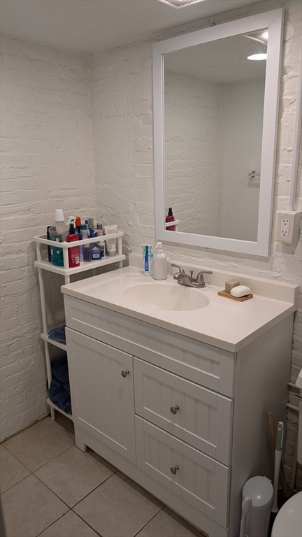 16 Shepard St, Neighborhood Nine