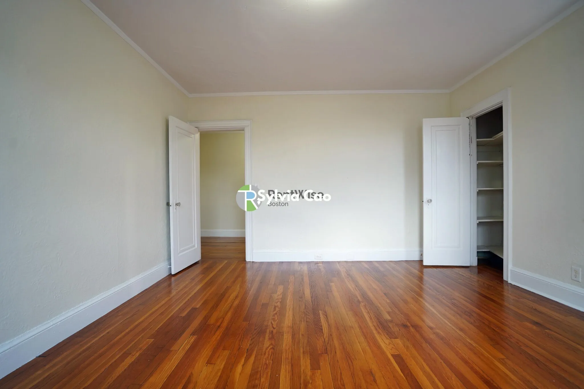 2045 Commonwealth Ave, Brighton