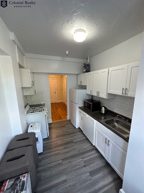 1800 Commonwealth Ave, Brighton